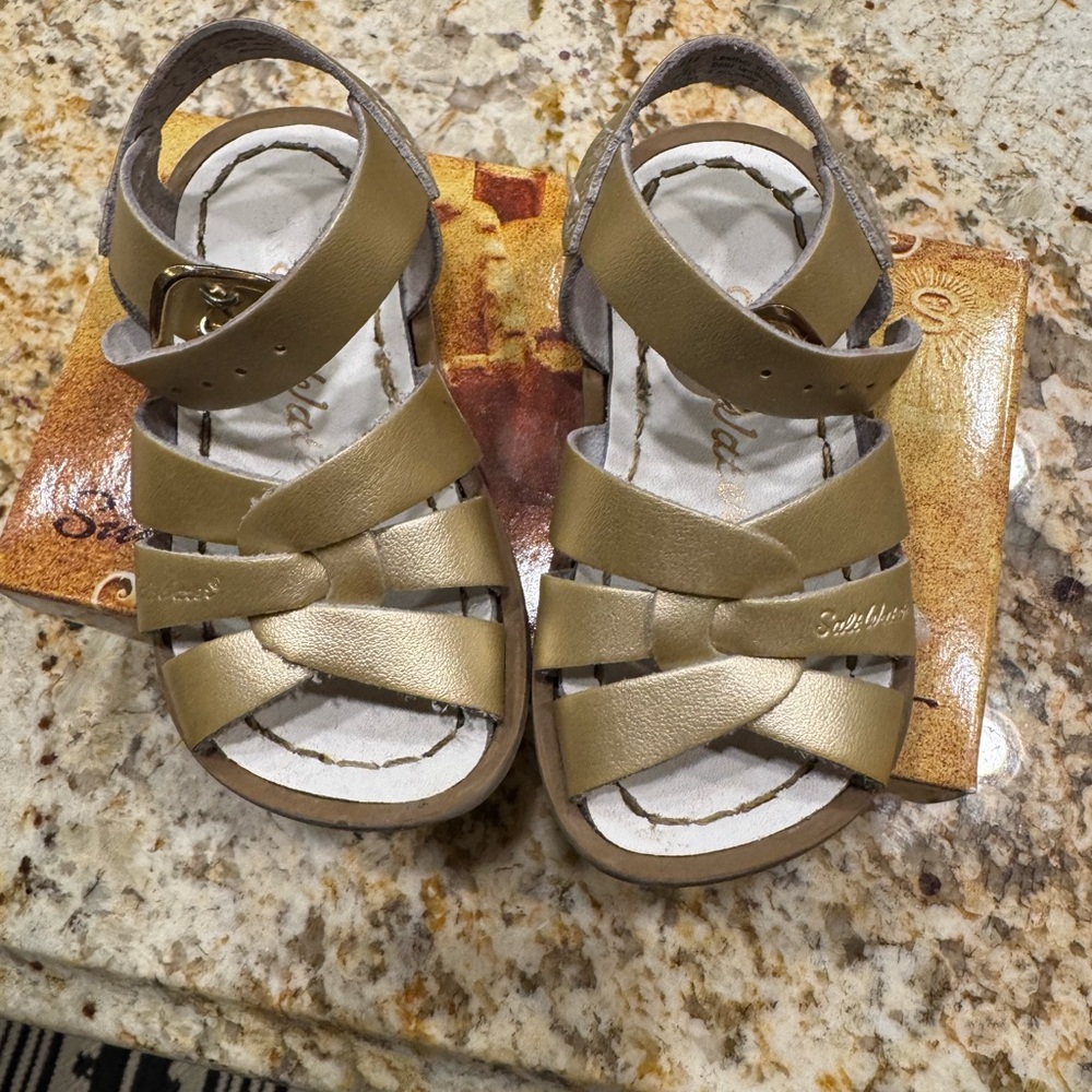 Saltwater sandals
